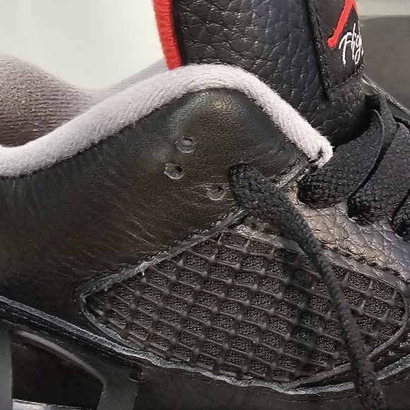 Used No Box,Size 6.5 - Jordan 4 Retro Bred Black/Fire Red Cement 2019 - Picture 8 of 11